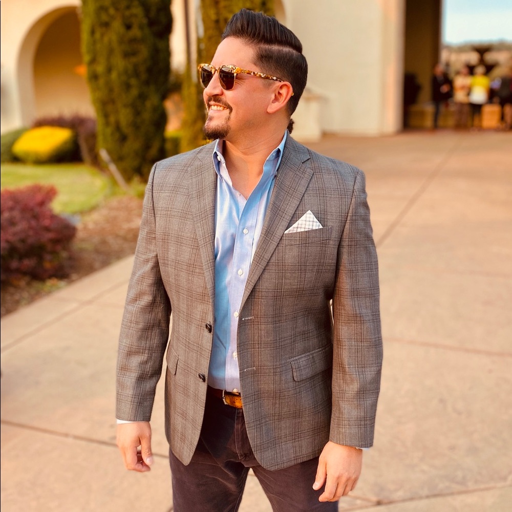 Meet your Posher, CJ